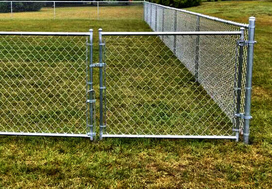 Top Tier Fence Company - Chain link Fence- installation - Milan-saline-ypsilanti-ann arbor-tecumseh-saline-bellville- canton-plymouth-dundee-dexter-chelsea-pinckeny-brighton-clinton-adrian